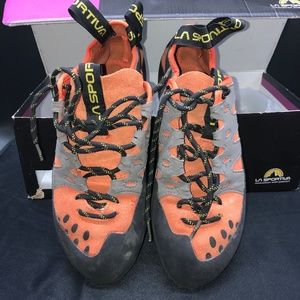 LA Sportiva Rock Climbing Shoes EU 39 US 6.5 women's